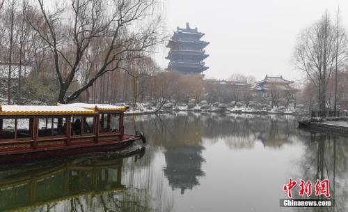 北方强降雪影响范围及特点_全国入冬以来雨雪天气原因_呼和浩特气候形成原因分析